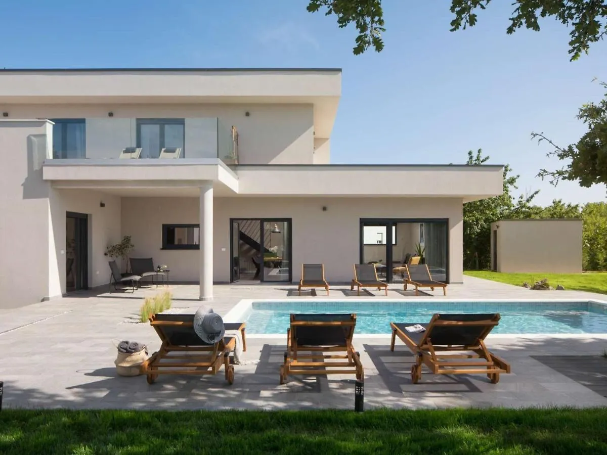 Tasteful Villa In Labin With Private Outdoor Pool 0*, Labin (Istria)